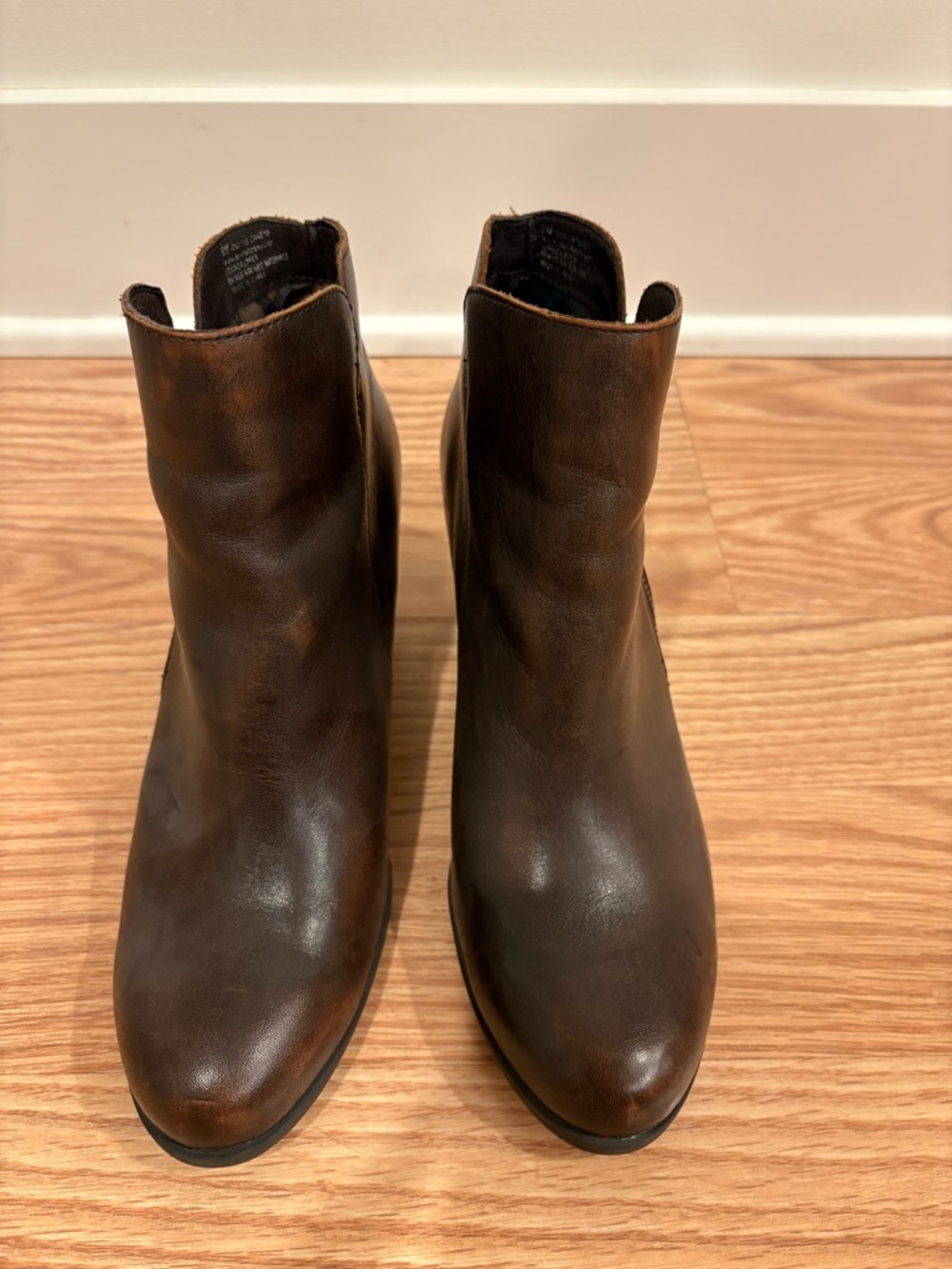 Born Brown Genuine Leather Ankle Booties with Zipper Fall Neutral 2.5” heel - Picture 2 of 8